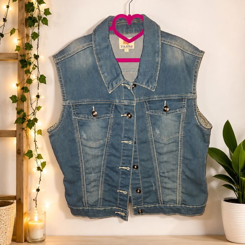 Denim jacket like new, size L