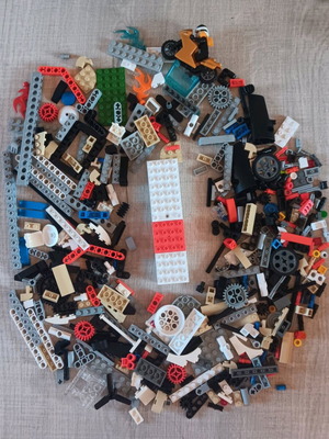 Xiaomi Mi Mini Robot Builder with Lego parts like new