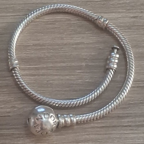 Pandora bracelet 17.5 cm with heart pave clasp and zircon stones