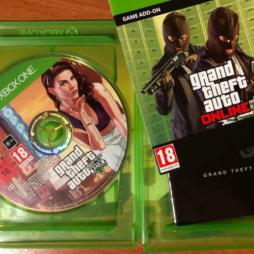 Grand Theft Auto V Xbox One & Series S/X like new