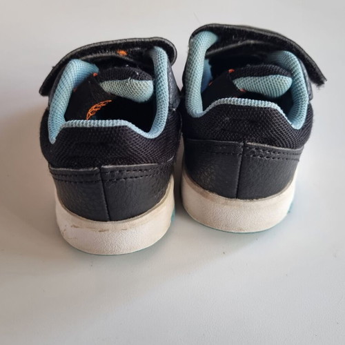 Adidas children's sports shoes used, size 21, velcro