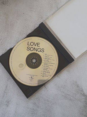Love Songs CD with romantic hits from 80's & 90's