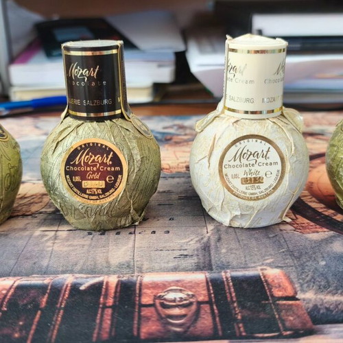 Mozart Chocolate Liqueur collectible miniatures set 4 x 50ml