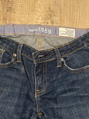 Gap jeans like new, size 140 cm, blue for boys 9-10 years