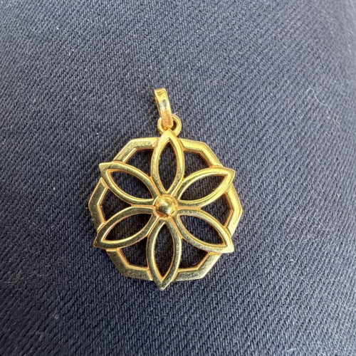 Zolotas Zoe silver pendant like new