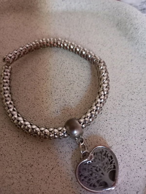 Silver bracelet with Tree of Life heart used