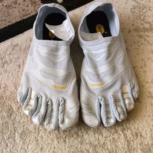 Vibram αθλητικά παπούτσια σαν καινούργια, μέγεθος 37