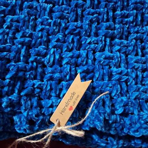 Handmade baby blanket with hypoallergenic velour yarn and soft texture