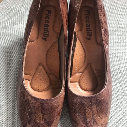 Piccadilly brown pumps like new, size 37, anatomical comfort
