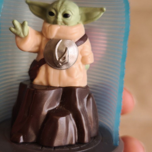 Star Wars The Mandalorian and Grogu collectible figure like new