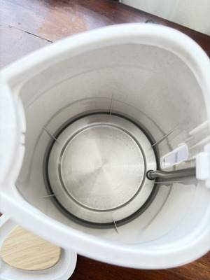 Phillips kettle used in excellent condition