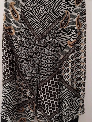Pants with nice pattern like new, sizes S and M