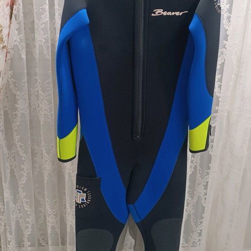Diving suit like new in excellent condition