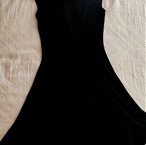 Μαύρο μακό φόρεμα