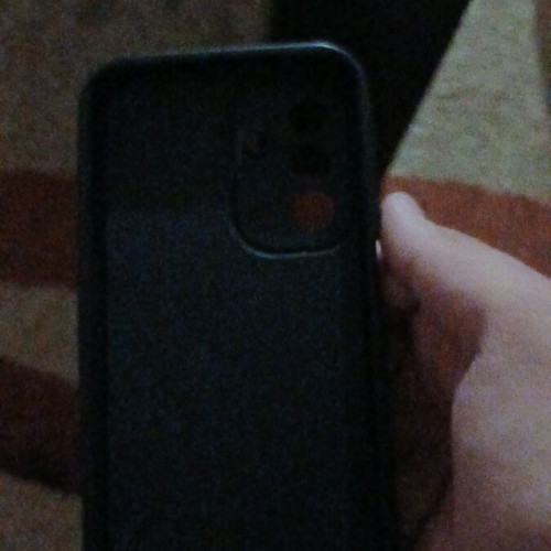 Samsung Galaxy A17 case used, electronic