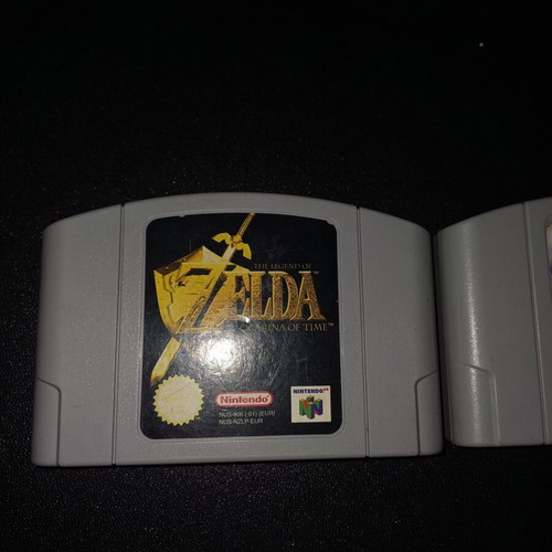 Nintendo 64 console with 2 games, 2 controllers and new video cable