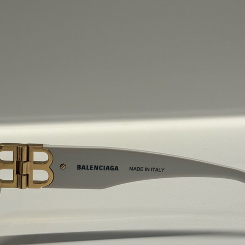 Ballenciaga Viral sunglasses white, like new