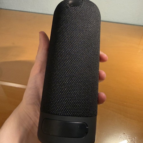 Bluetooth portable speaker new, complete set with cables and manual
