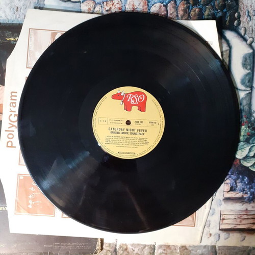 Saturday Night Fever vinyl record used, 1977 soundtrack