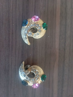 Clip-on earrings new