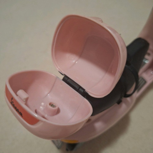 Barbie plastic Vespa scooter like new