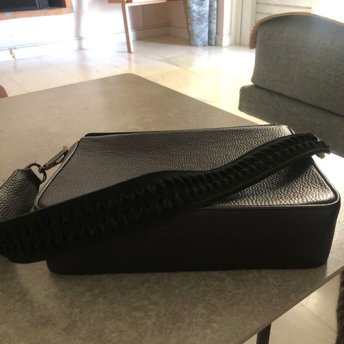 Parkhouse leather shoulder bag like new, black 20x26 cm