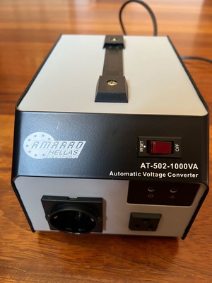 Amarad AT-502 1000VA portable autotransformer like new