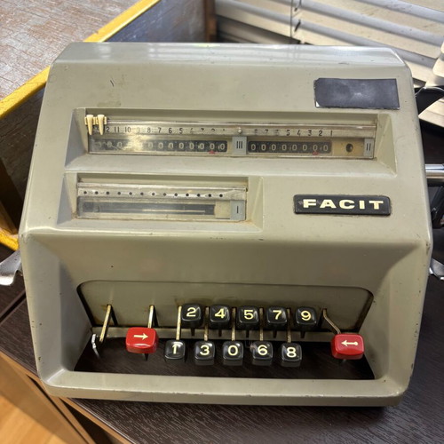 Facit Vintage Calculator like new, functional