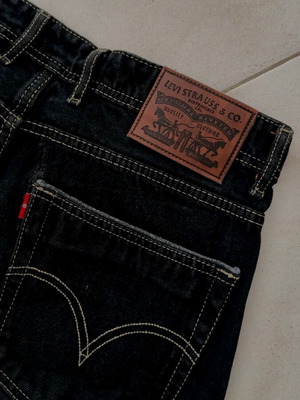 Levi’s Vintage Black Bootcut Pants Y2K Fit Used