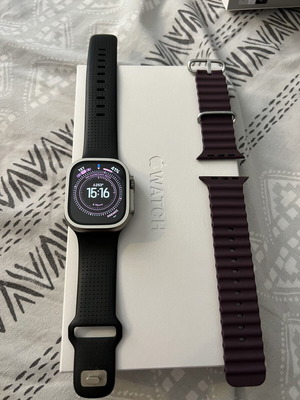 Apple Watch Ultra 3 49 με 3 λουράκια