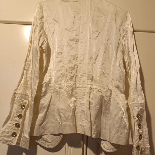 Rococo jacket white with gold details L like new