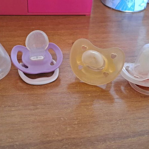 Pacifiers used, pack