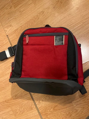 Раница за къмпинг like new с издръжлива материя и колан за адаптация