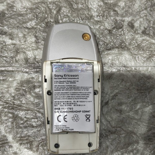 Sony Ericsson T200 mobile phone