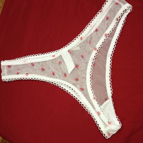 Lingerie new with color options, high-quality material