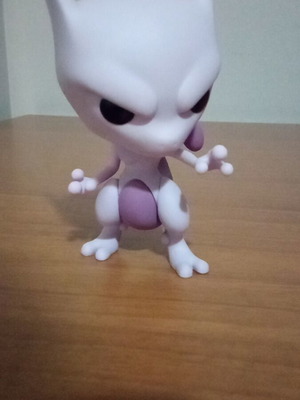 Mewtwo Funko Pop σε άριστη κατάσταση εκτός κουτιού