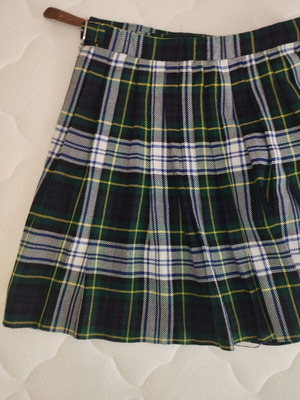 Vintage plaid kilt-style skirt like new, short, blue-green