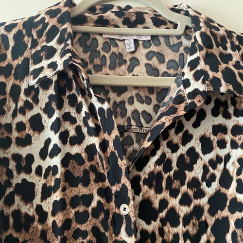 Midi women's dress animal print with buttons and belt like new