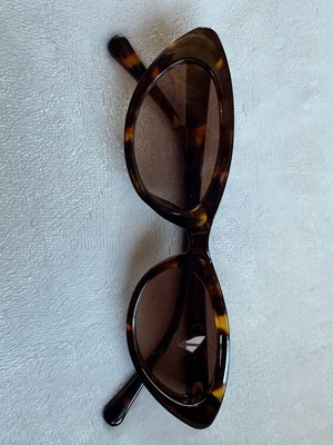 Tortoise sunglasses like new