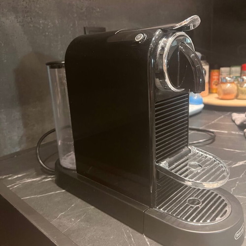 Nespresso Citiz & Milk Capsule Coffee Machine 19bar Pressure Black like new