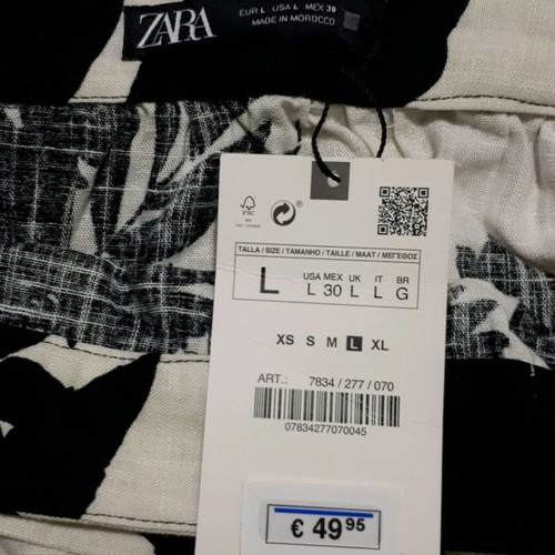 Zara long skirt new with ruffles and slit