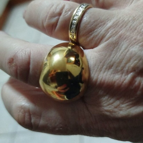 Steel women's ring No62 new, gold plated with geometric pattern