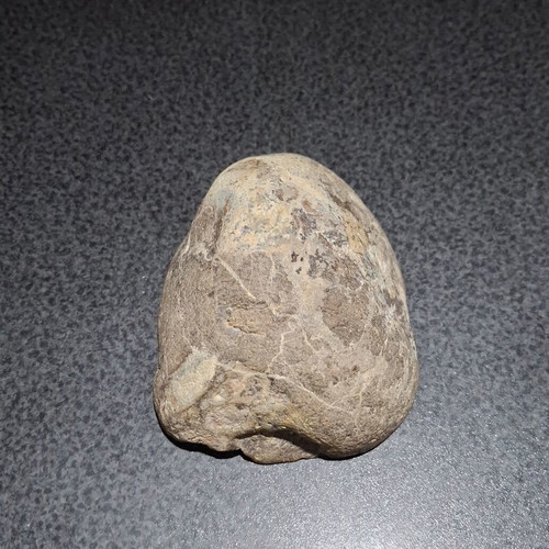 Thunderegg Agate half nodule polished, like new, 11.5 cm