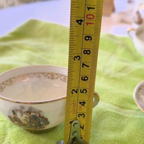 Kutani porcelain cups used with lithographs and gold decoration