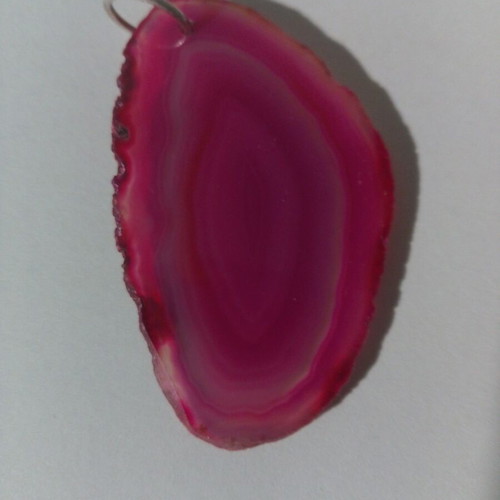 Fuchsia agate mineral slice pendant with ring