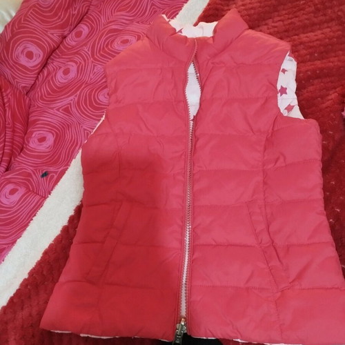 Benetton reversible pink vest like new for 2-3 years old