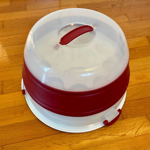 Collapsible cake or cupcake carrier like new