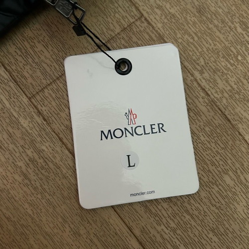 Moncler Maya Puffer καινούργιο, μέγεθος Large, μαύρο