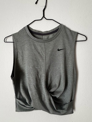 Nike crop top gray with Dri-FIT technology like new
