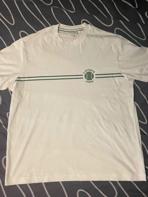 Lacoste Paris T-Shirt like new, white with green details, size S
